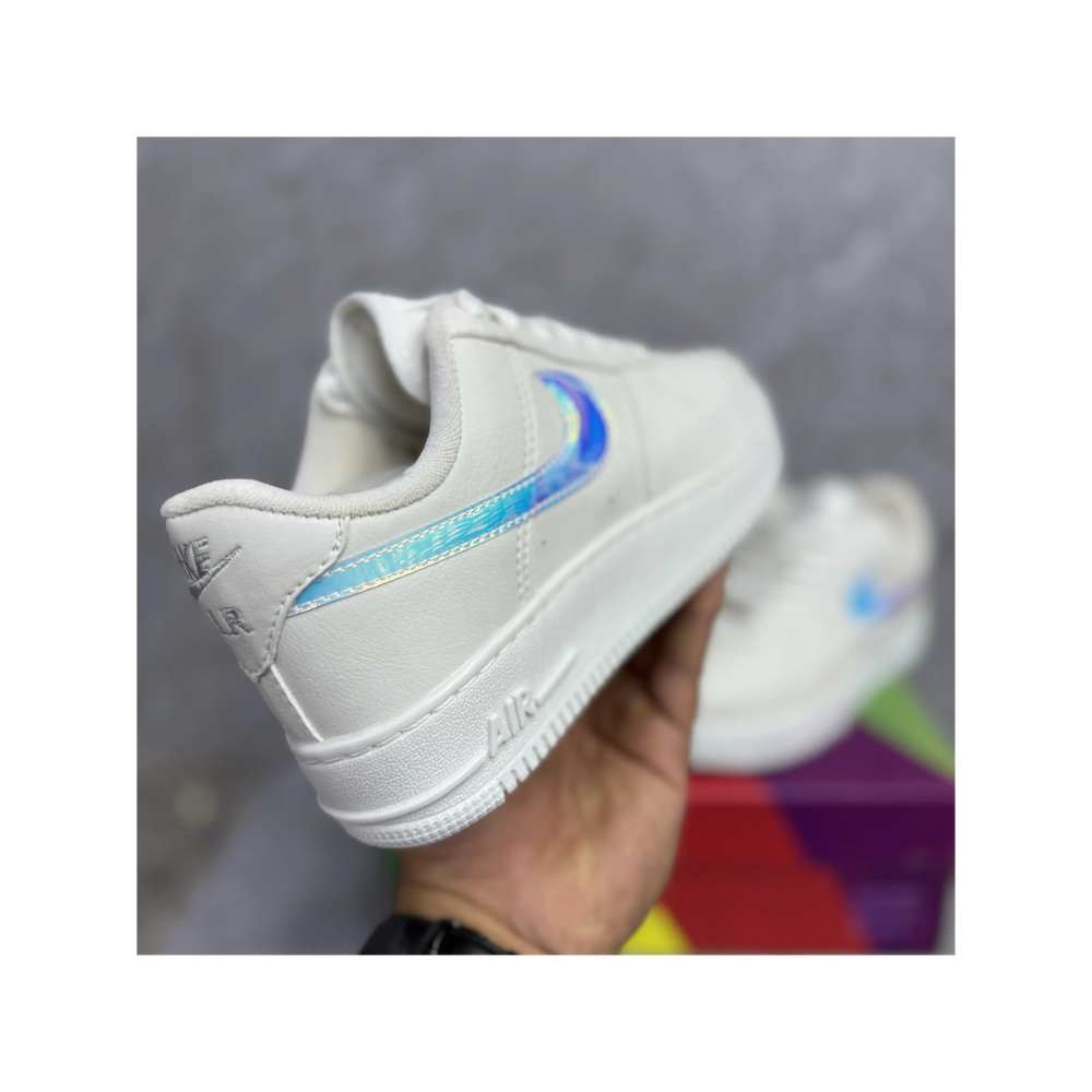 Nike Air Force 1 Holográfico - Feminino