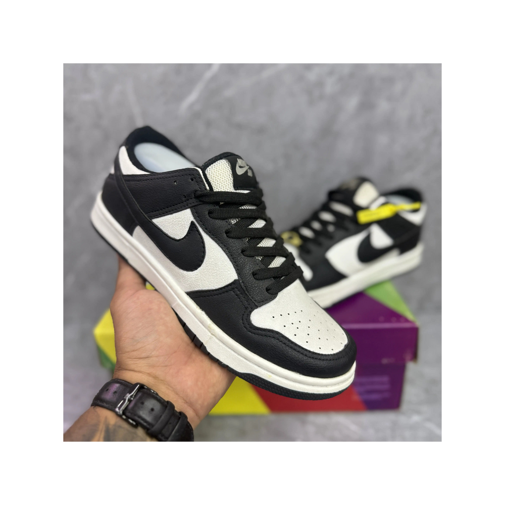 Nike SB Dunk Low Premium
