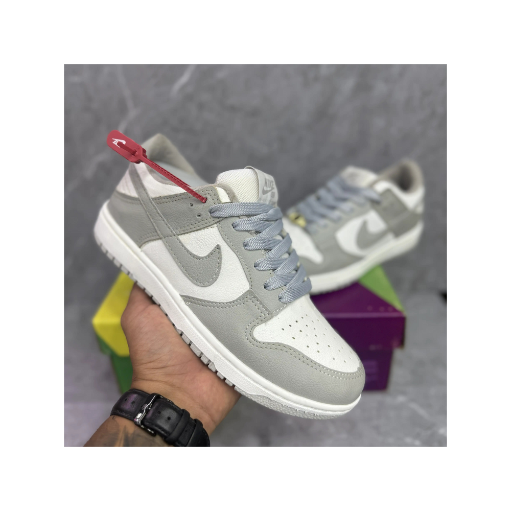 Nike SB Dunk Low Premium