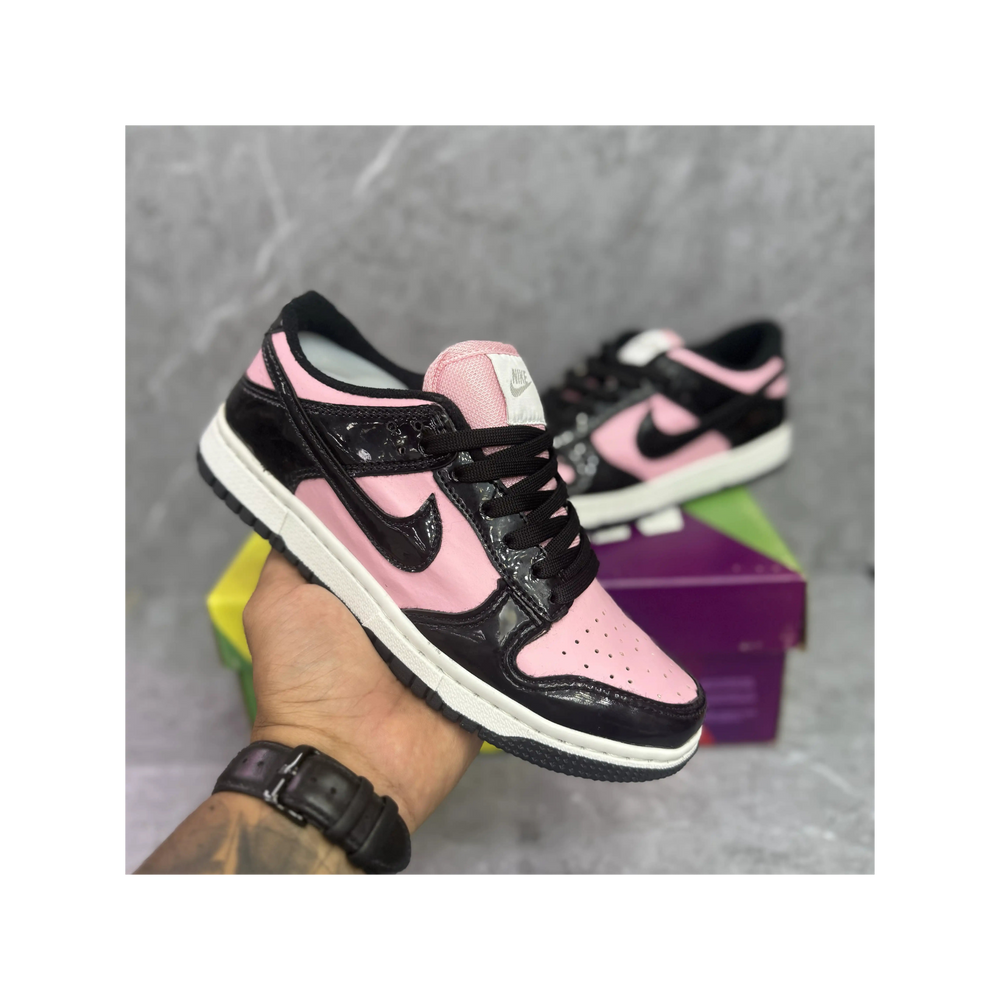 Nike SB Dunk Low Premium